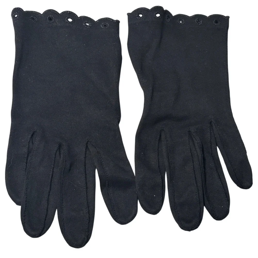 VTG Black Crescendoe Gloves Scalloped Eyelet Wrist Length Size 7
